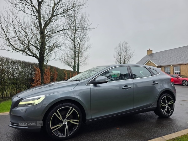 Used Volvo V40 2017 for sale - 77441732: Photo 5