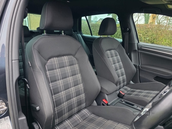 Used Volkswagen Golf 2017 for sale - 76593162: Photo 10