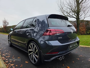 Used Volkswagen Golf 2017 for sale - 76593162: Photo