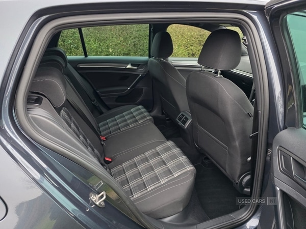 Used Volkswagen Golf 2017 for sale - 76593162: Photo 8