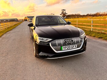 Used Audi e-tron 2020 for sale - 77902781: Photo