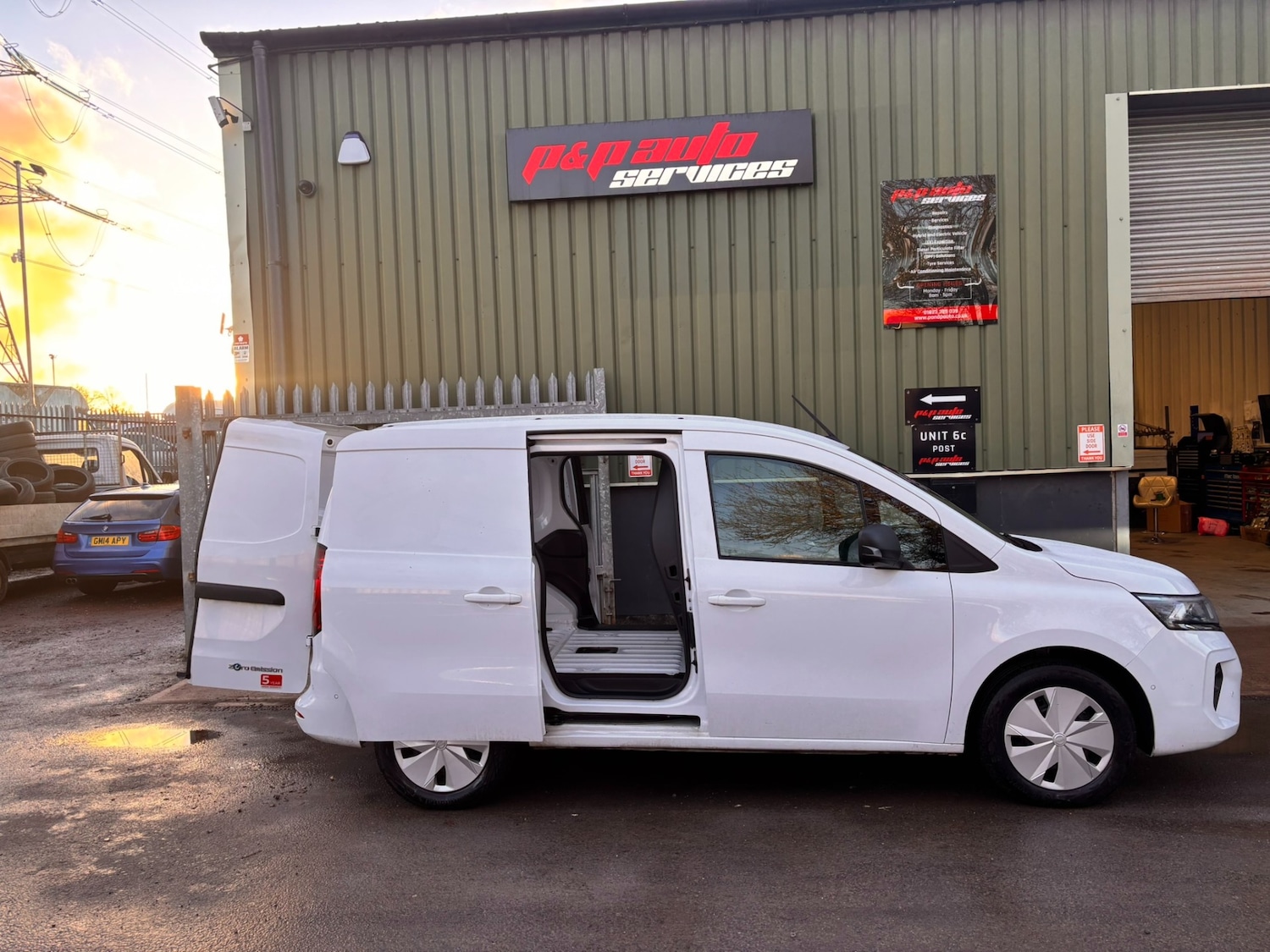 Used Nissan Other 2023 for sale - 77235982: Photo 15