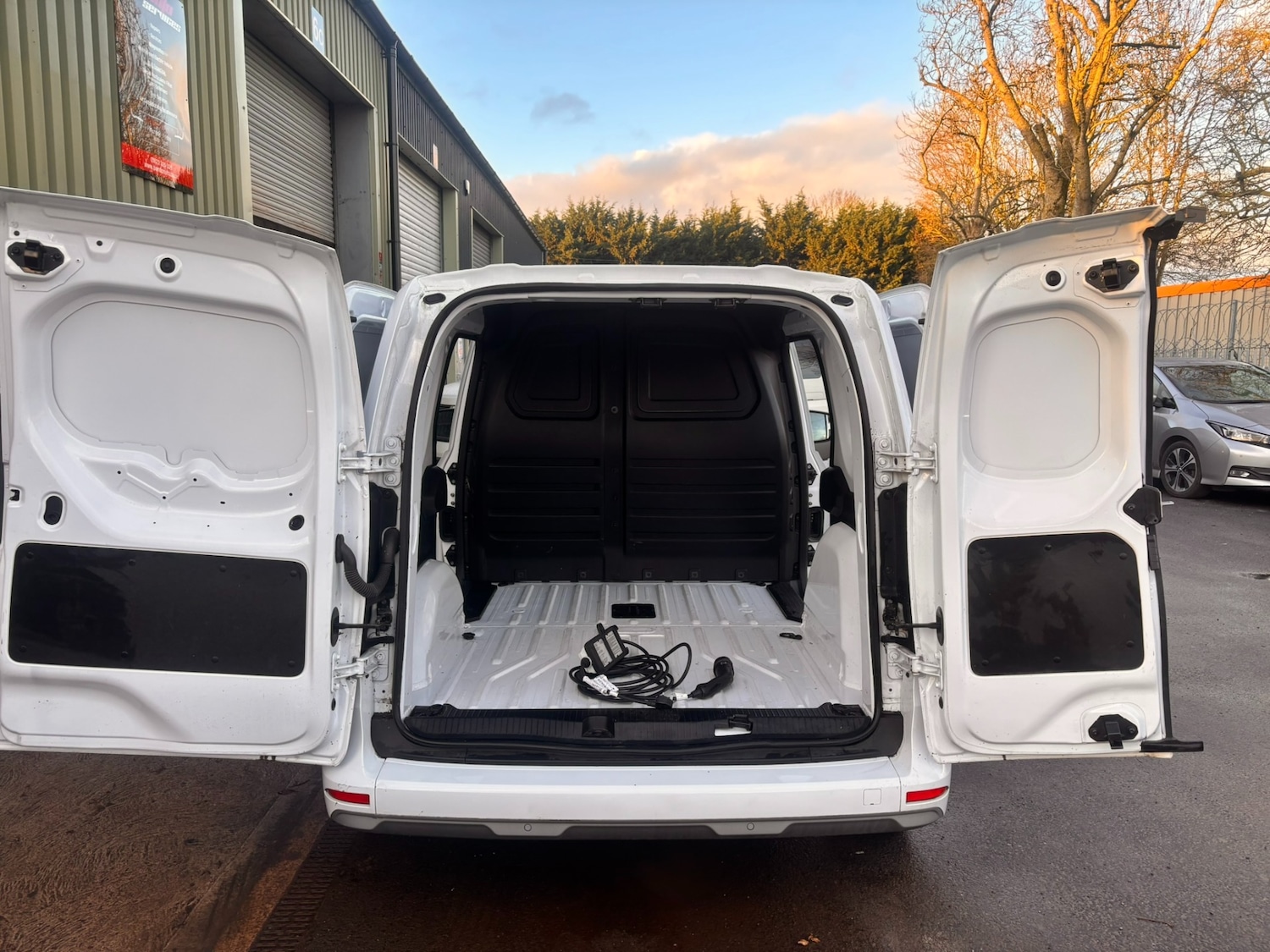 Used Nissan Other 2023 for sale - 77235982: Photo 16