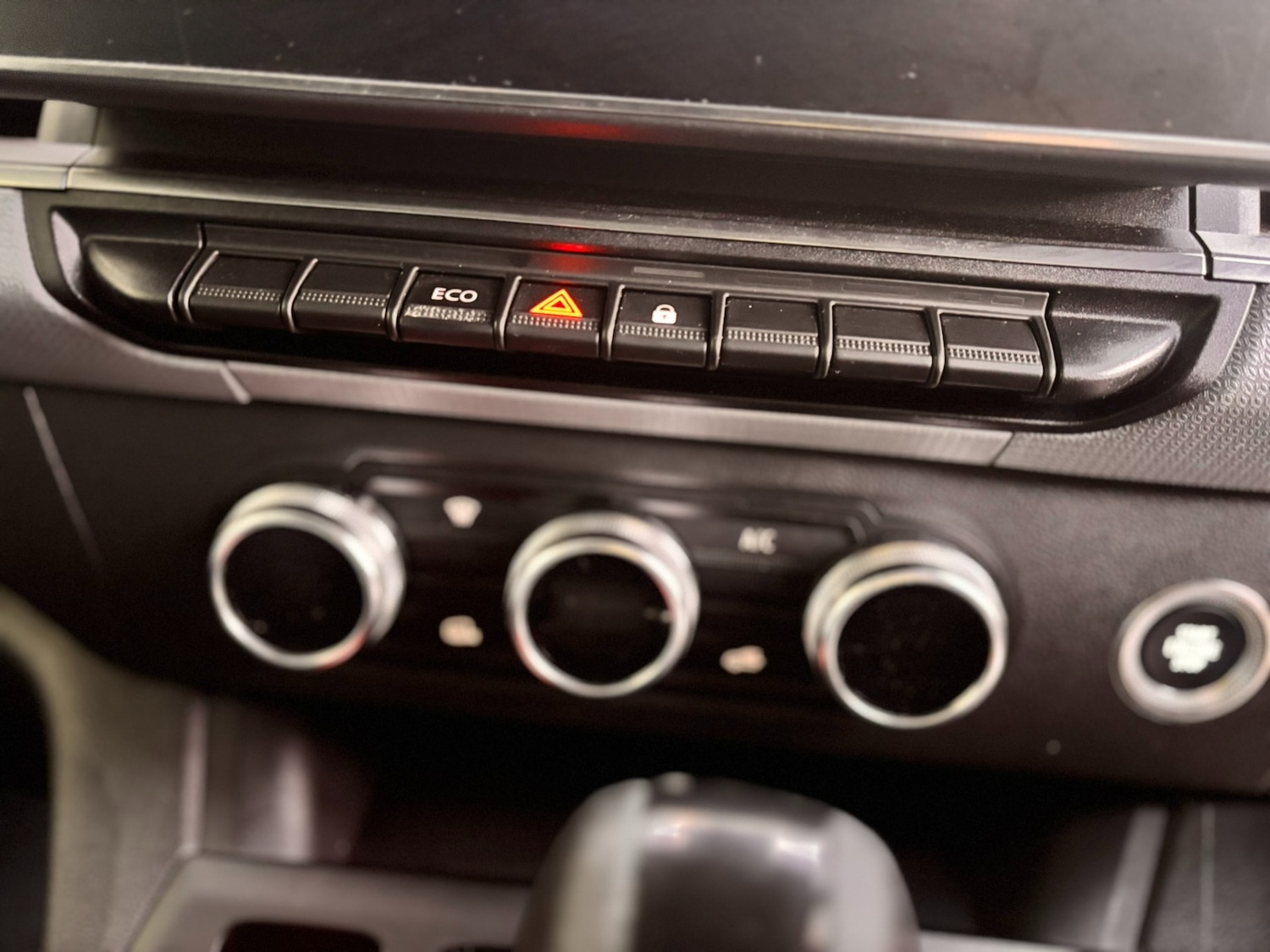 Used Nissan Other 2023 for sale - 77235982: Photo 32