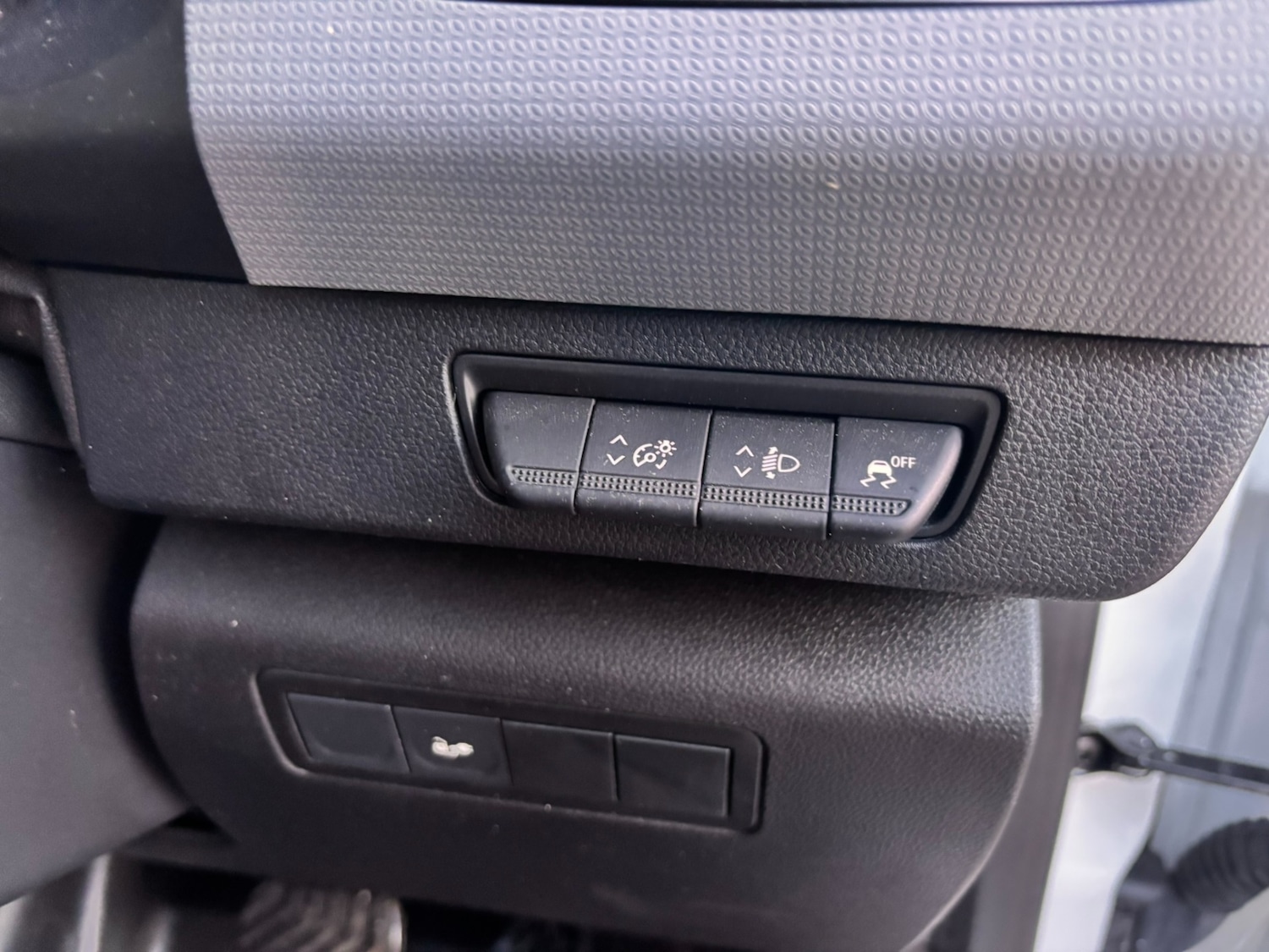 Used Nissan Other 2023 for sale - 77235982: Photo 34