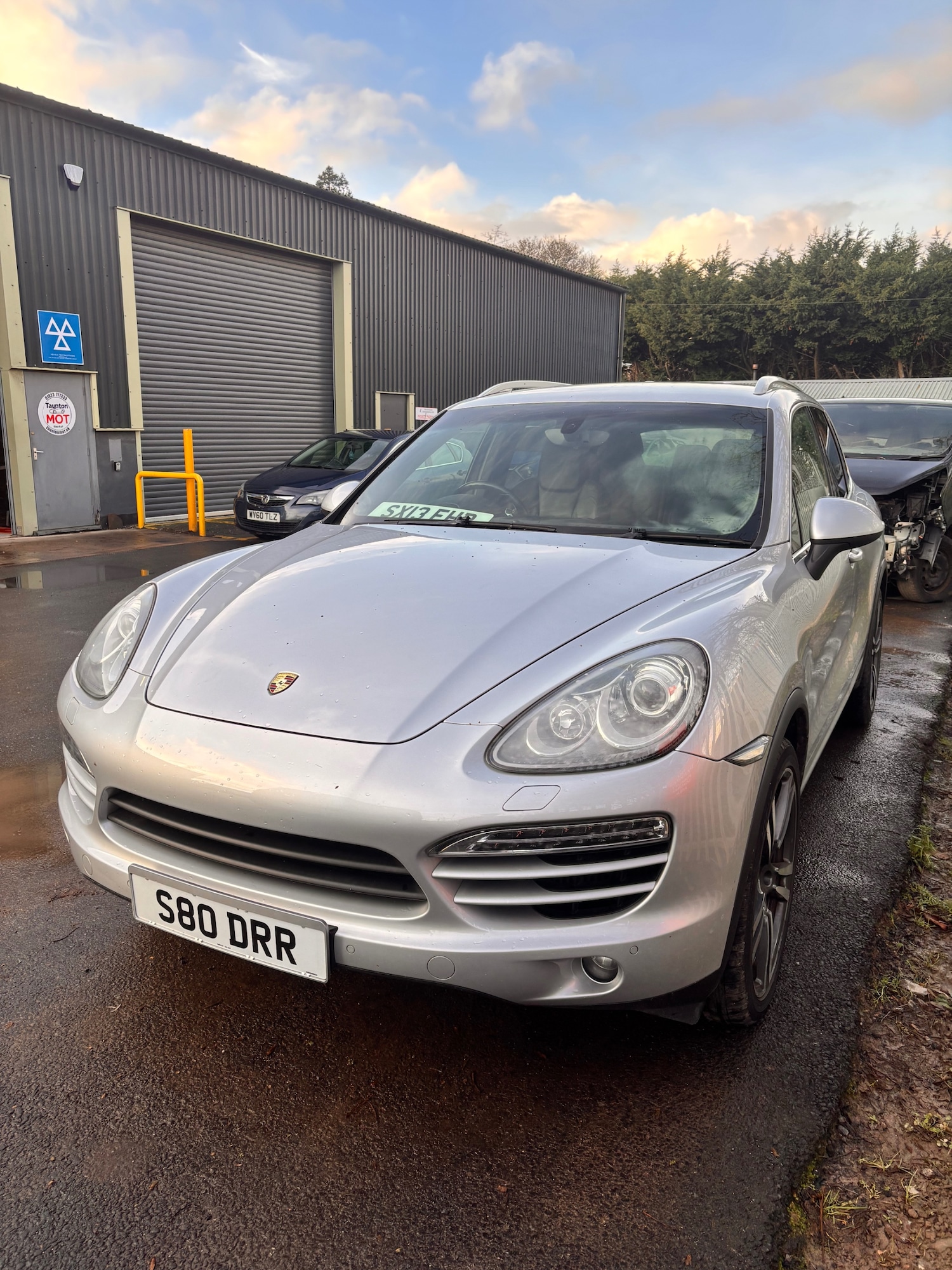 Used Porsche Cayenne 2013 for sale - 77173240: Photo 2