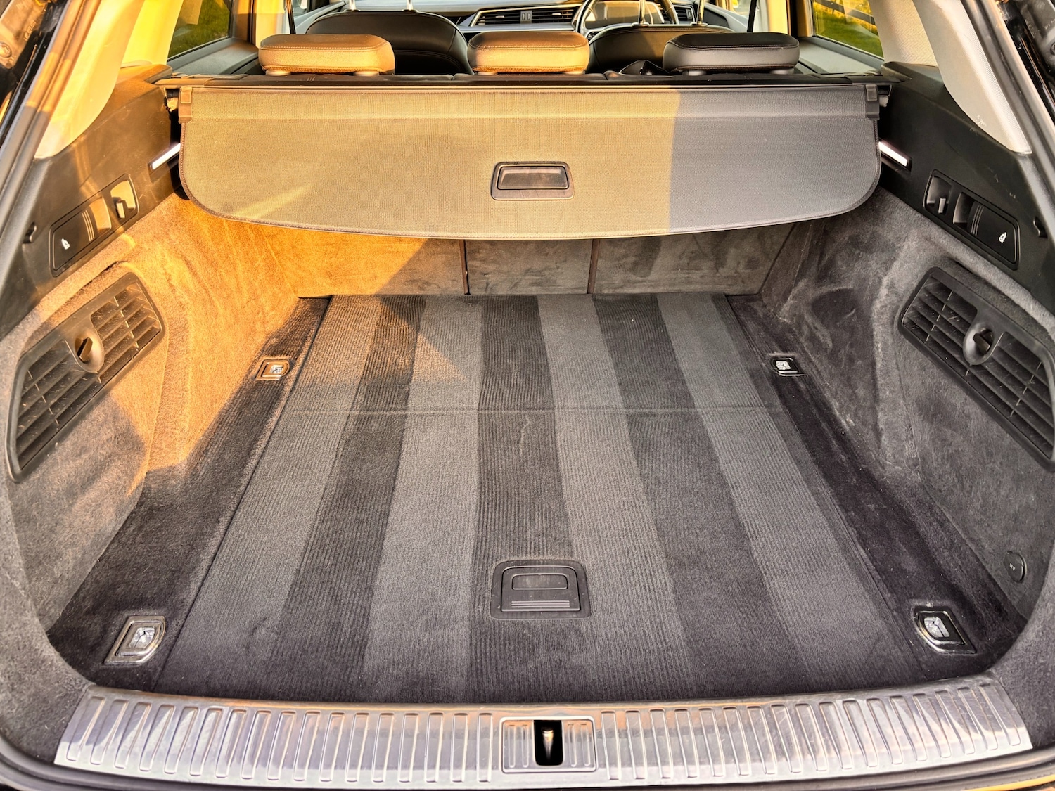 Used Audi e-tron 2020 for sale - 77173283: Photo 14