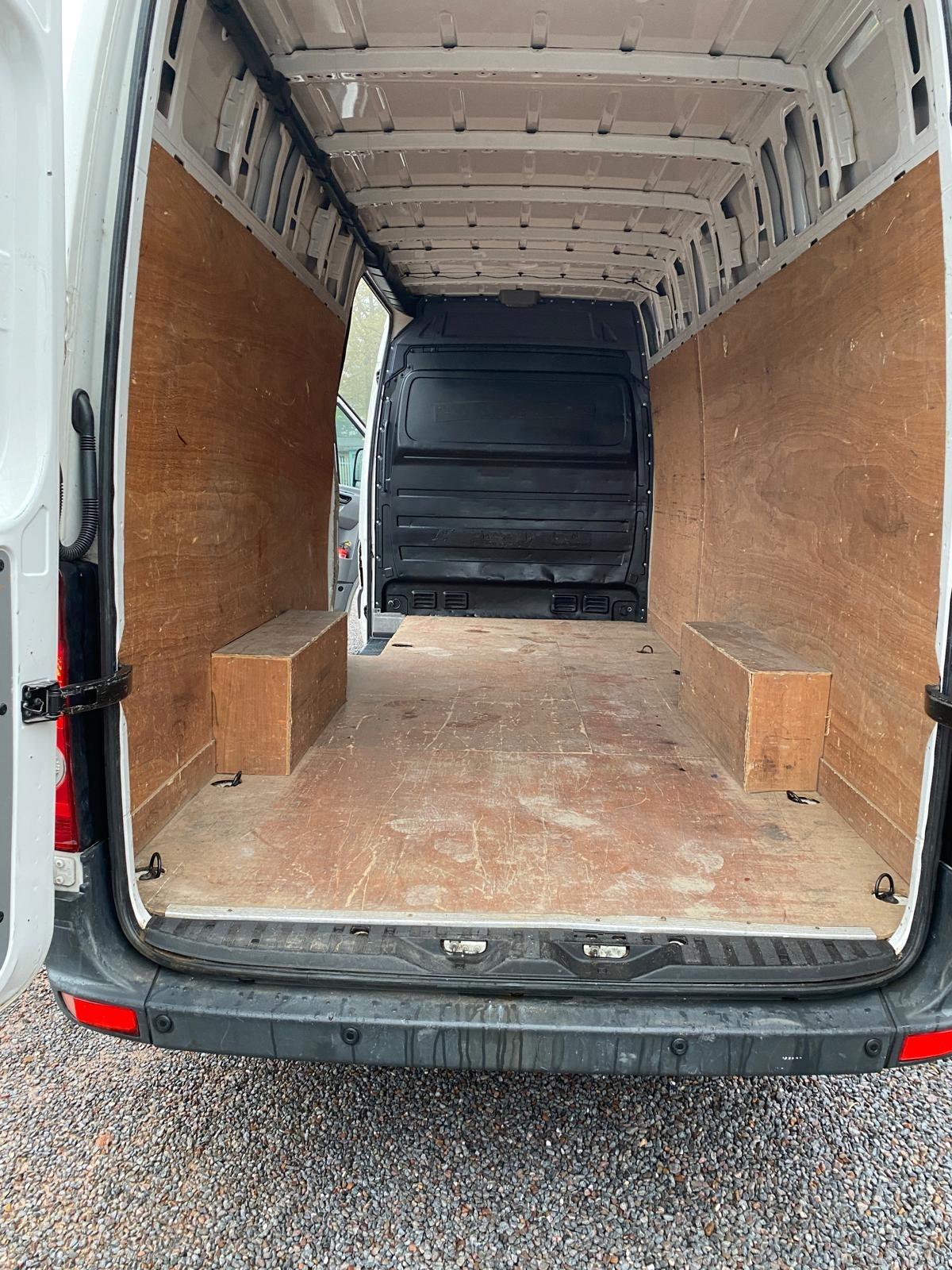 Used Volkswagen Crafter 2013 for sale - 77837139: Photo 2