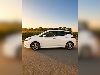 Used Nissan Leaf 2020 for sale - 79242227: Photo