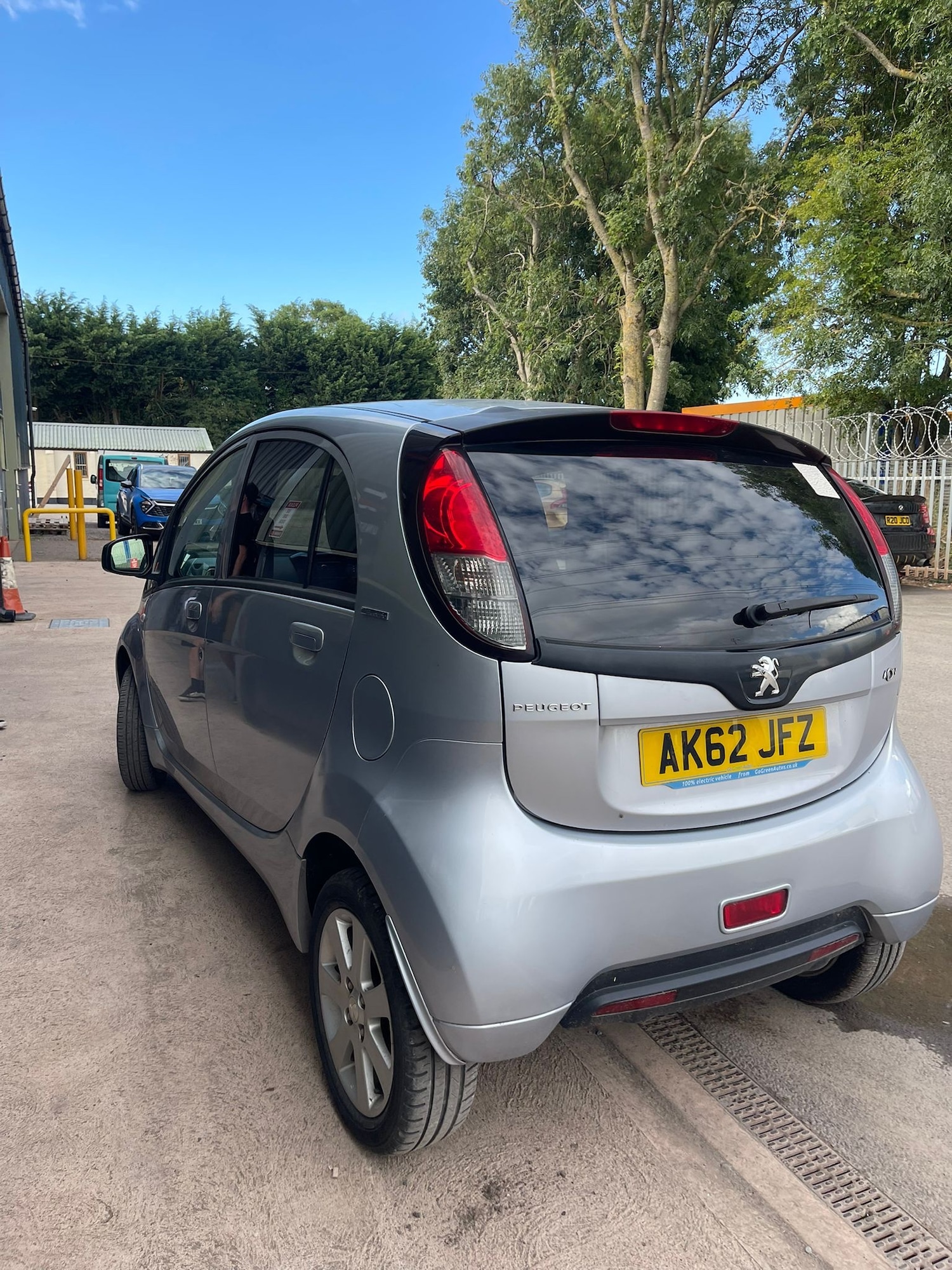 Used Peugeot iOn 2012 for sale - 77173465: Photo 8