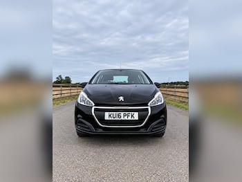 Used Peugeot 208 2016 for sale - 79754380: Photo