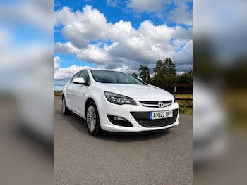 Used Vauxhall Astra 2014 for sale - 79731702: Photo