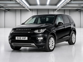 Used Land Rover Discovery Sport 2016 for sale - 78541937: Photo