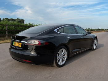 Used Tesla Model S 2017 for sale - 79206945: Photo