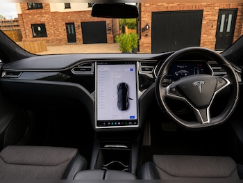 Used Tesla Model S 2017 for sale - 79206945: Photo