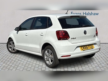 Used Volkswagen Polo 2016 for sale - 79541852: Photo