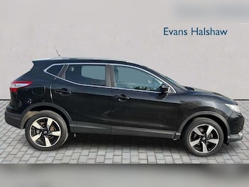 Used Nissan Qashqai 2015 for sale - 78476584: Photo