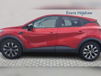 Used Renault Captur 2023 for sale - 78743950: Photo