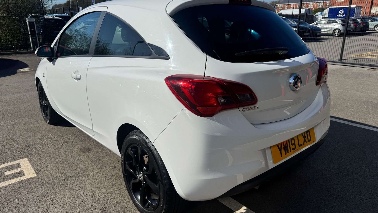 Used Vauxhall Corsa for sale - 77962794: Photo 2