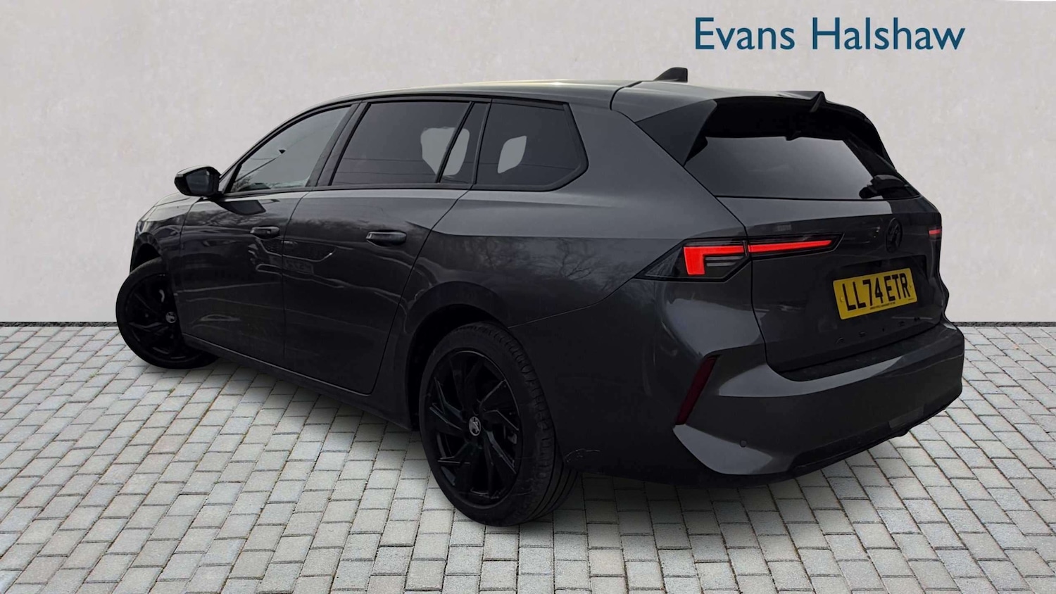 Used Vauxhall Astra 2024 for sale - 78137580: Photo 2