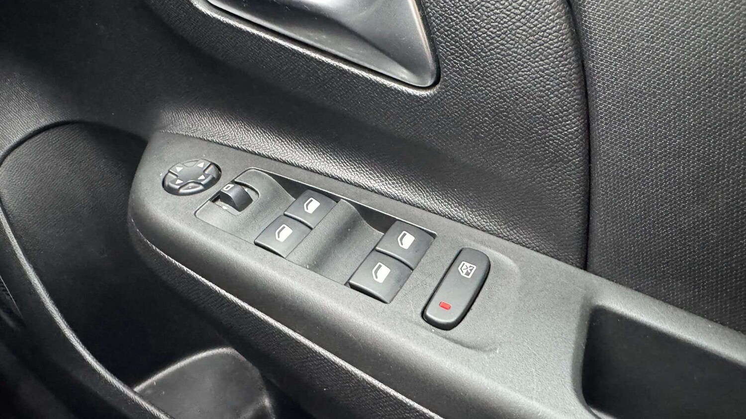 Used Vauxhall Corsa for sale - 77962852: Photo 18