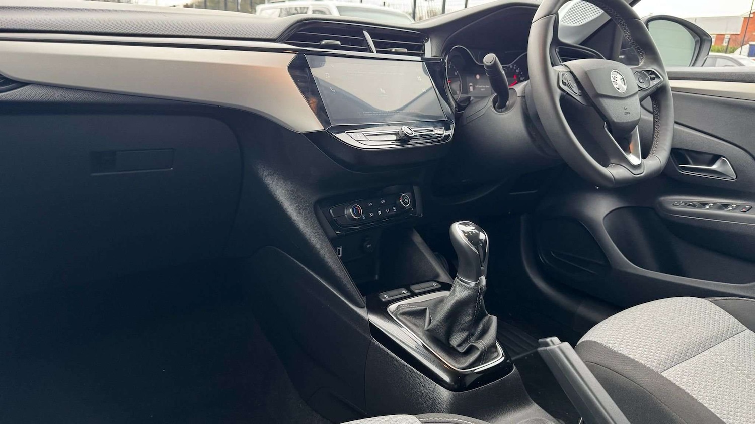 Used Vauxhall Corsa for sale - 77962852: Photo 3