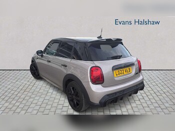 Used MINI Hatch 2022 for sale - 79390815: Photo