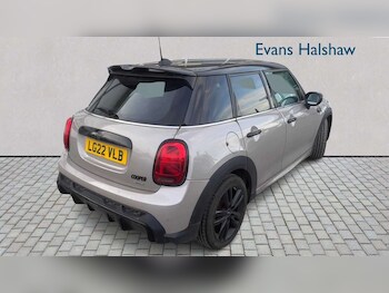 Used MINI Hatch 2022 for sale - 79390815: Photo
