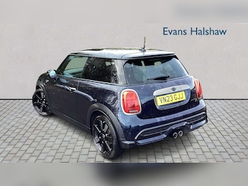 Used MINI Hatch 2023 for sale - 79390951: Photo