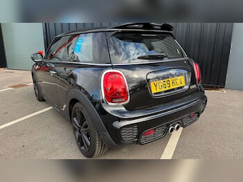 Used MINI Hatch 2019 for sale - 77962786: Photo