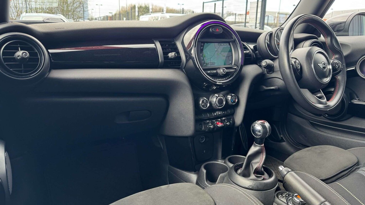 Used MINI Hatch 2019 for sale - 77962786: Photo 3