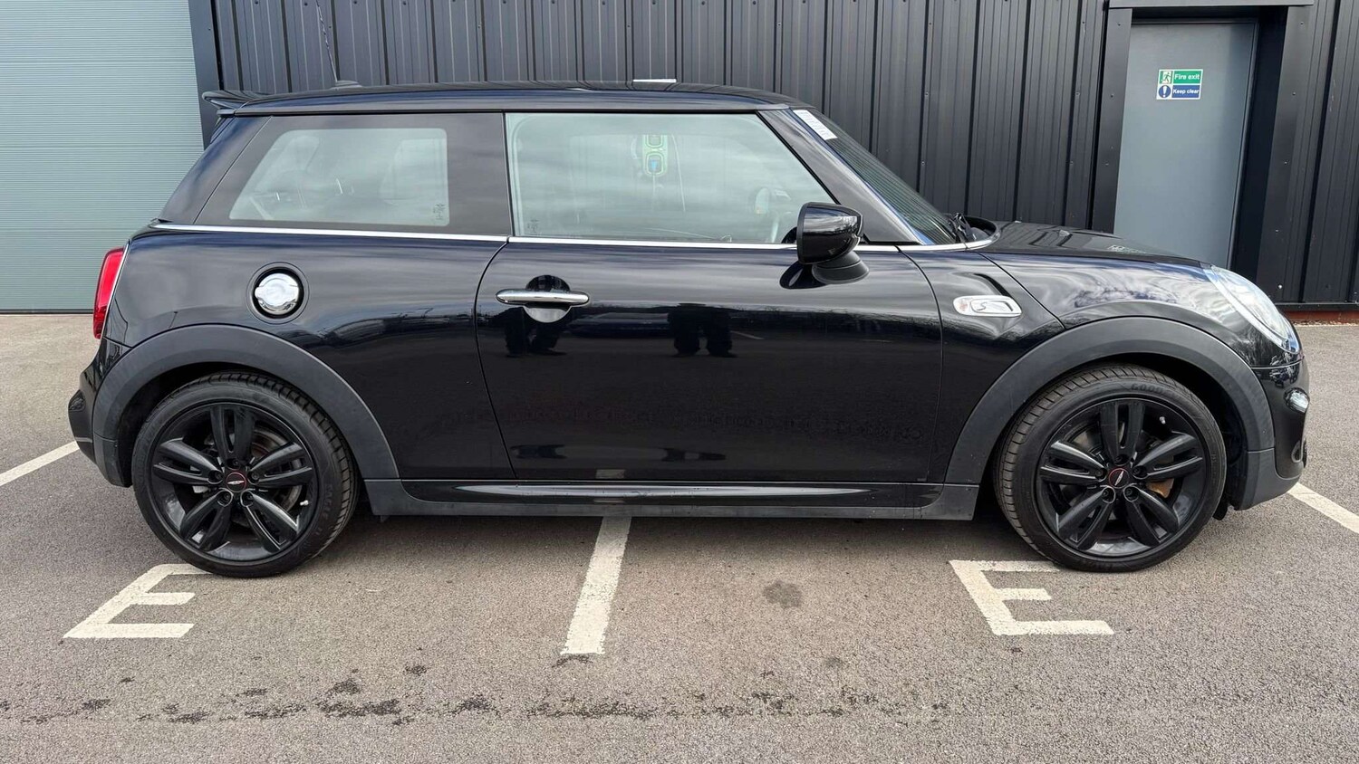Used MINI Hatch 2019 for sale - 77962786: Photo 5