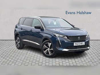 Used Peugeot 5008 2023 for sale - 79660649: Photo