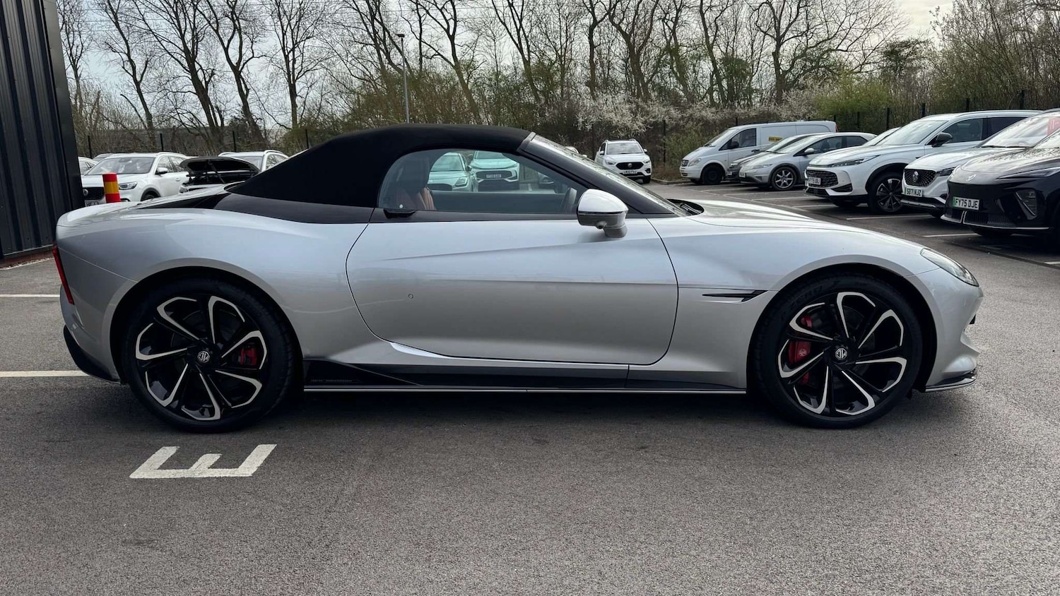 Used MG Cyberster 2024 for sale - 77996095: Photo 11