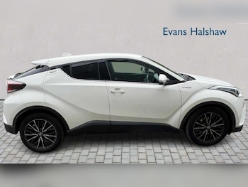 Used Toyota C-HR 2019 for sale - 78760960: Photo