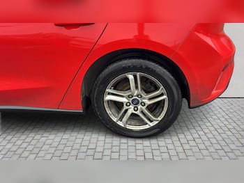 Used Ford Focus 2019 for sale - 79604232: Photo