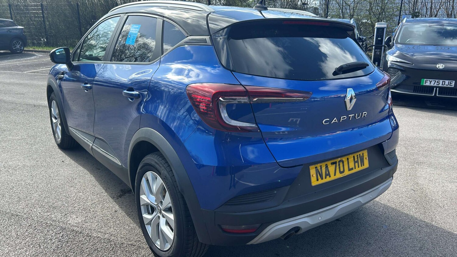 Used Renault Captur for sale - 77962832: Photo 10