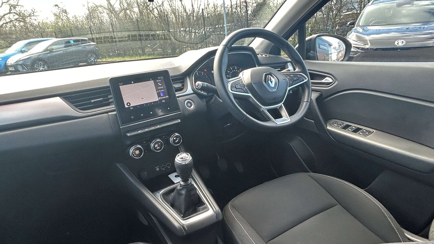 Used Renault Captur for sale - 77962832: Photo 9