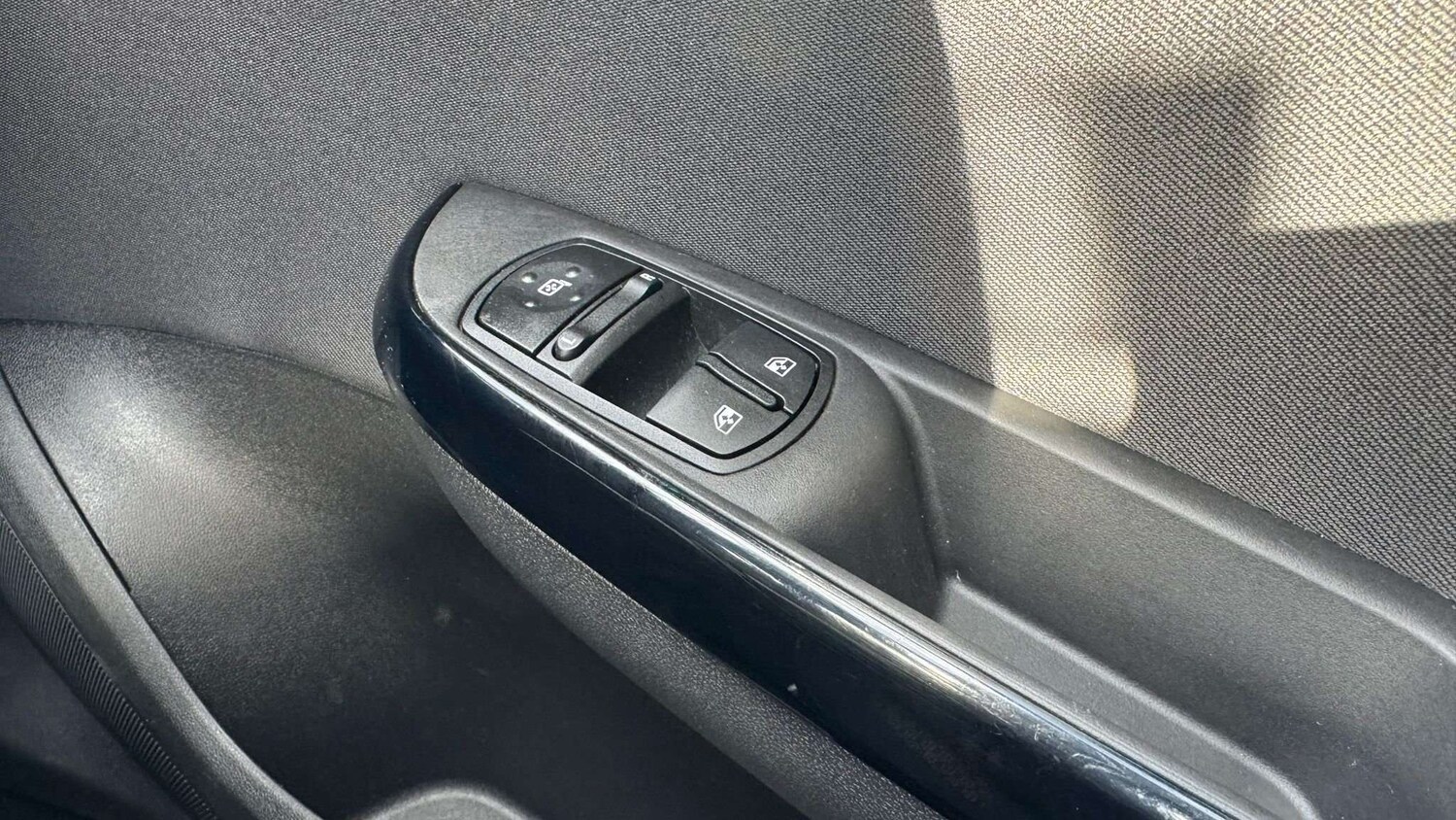 Used Vauxhall Corsa for sale - 77962755: Photo 13