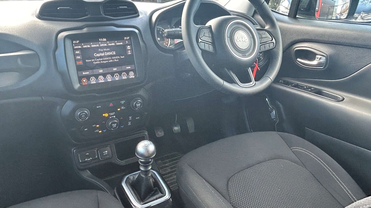 Used Jeep Renegade for sale - 77962807: Photo 9