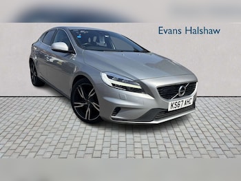 Used Volvo V40 2017 for sale - 78743822: Photo