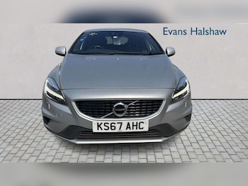 Used Volvo V40 2017 for sale - 78743822: Photo