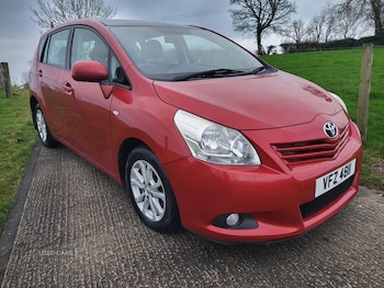 2012 - 2.0 D-4D TR Lthr/Pan Rf 5dr