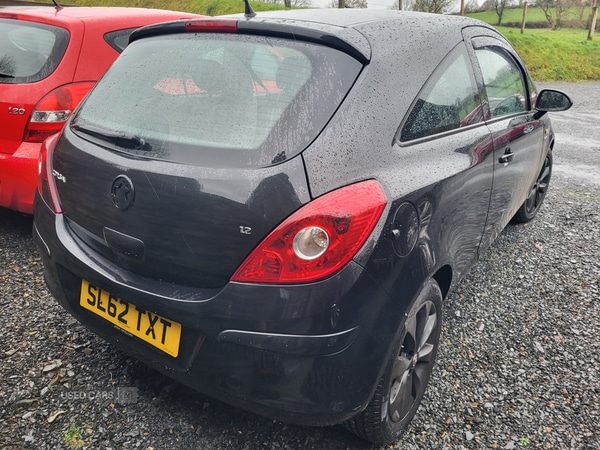 Used Vauxhall Corsa 2012 for sale - 76965862: Photo 2