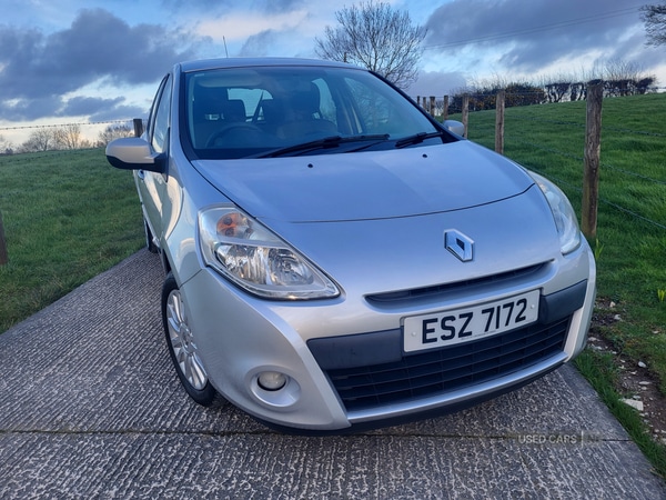 Used Renault Clio 2010 for sale - 77884184: Photo 2