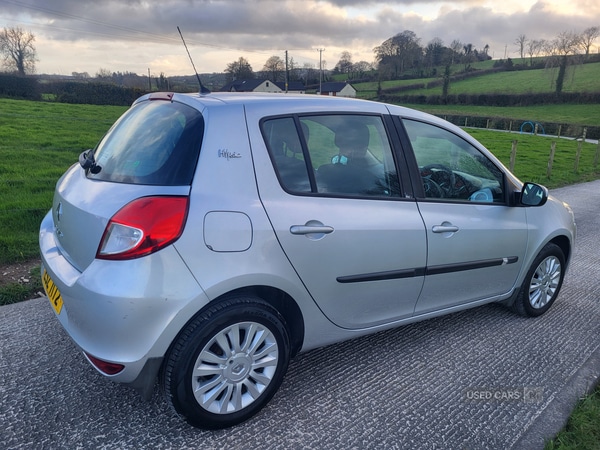 Used Renault Clio 2010 for sale - 77884184: Photo 4