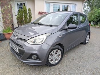 Used Hyundai i10 2015 for sale - 79086063: Photo