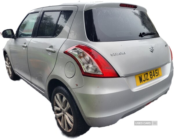 Used Suzuki Swift 2015 for sale - 76284785: Photo 2