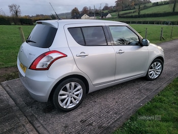 Used Suzuki Swift 2015 for sale - 76284785: Photo