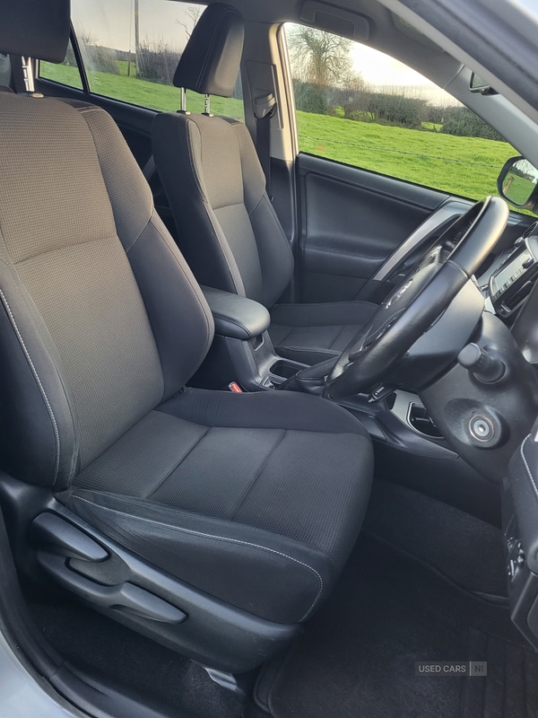 Used Toyota RAV4 2016 for sale - 77098471: Photo 12